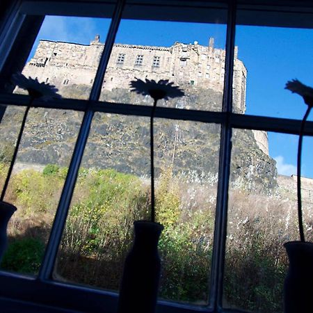 Joivy Unique Old Town Stay Under Edinburgh Castle 外观 照片