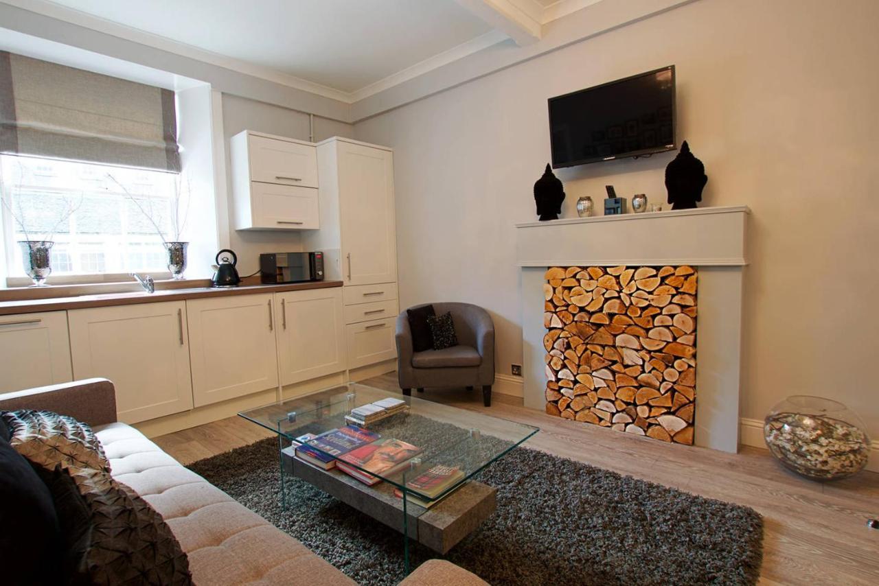 Joivy Unique Old Town Stay Under Edinburgh Castle 外观 照片